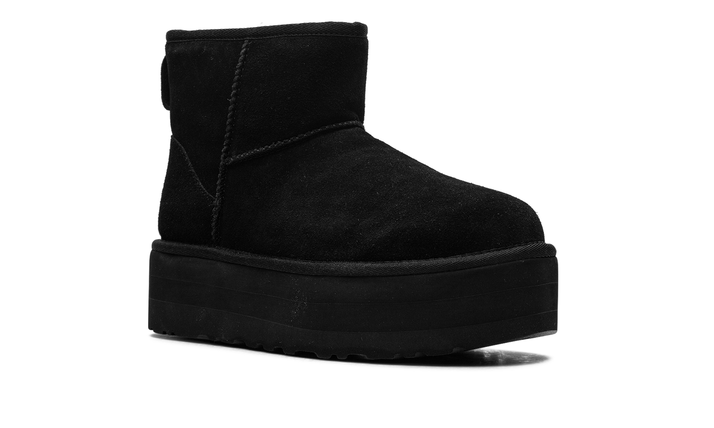 Classic Mini Platform Boot WMNS "Black" 1134991 BLK