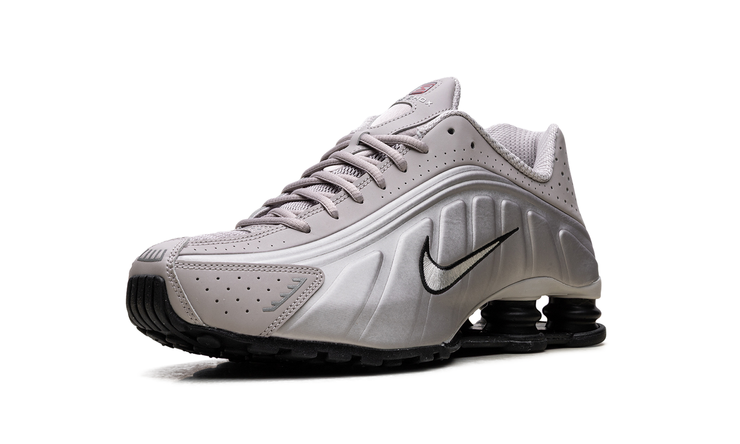Shox R4 "College Grey" IH0265 009