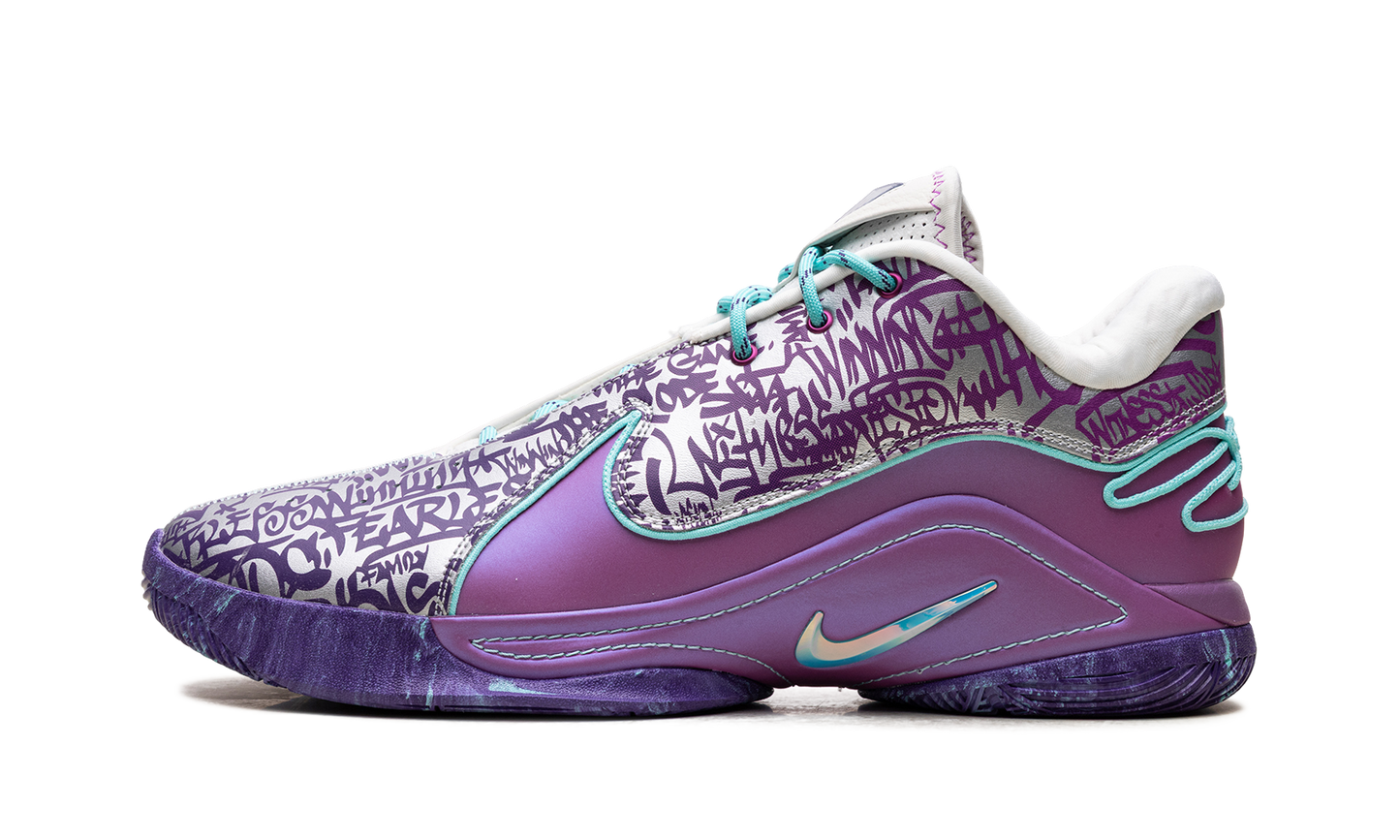 LeBron 22 "Frozen Grapes" HV8454 001