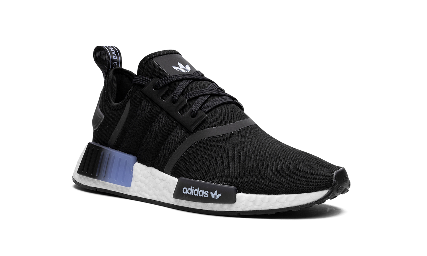 NMD R1 MNS WMNS "BLACK WHITE" HQ4247