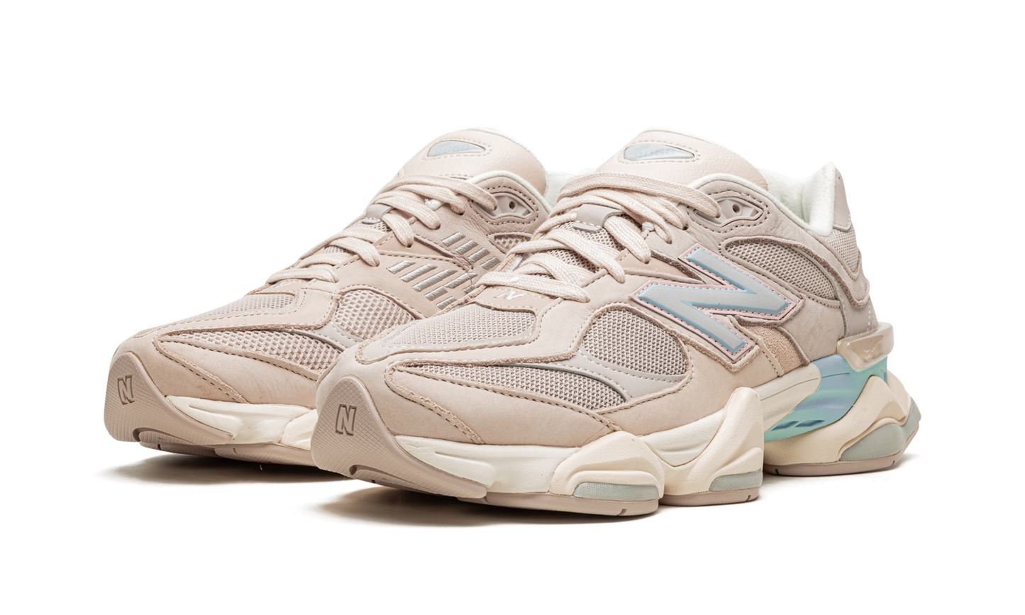 9060 "Ivory" U9060WCG