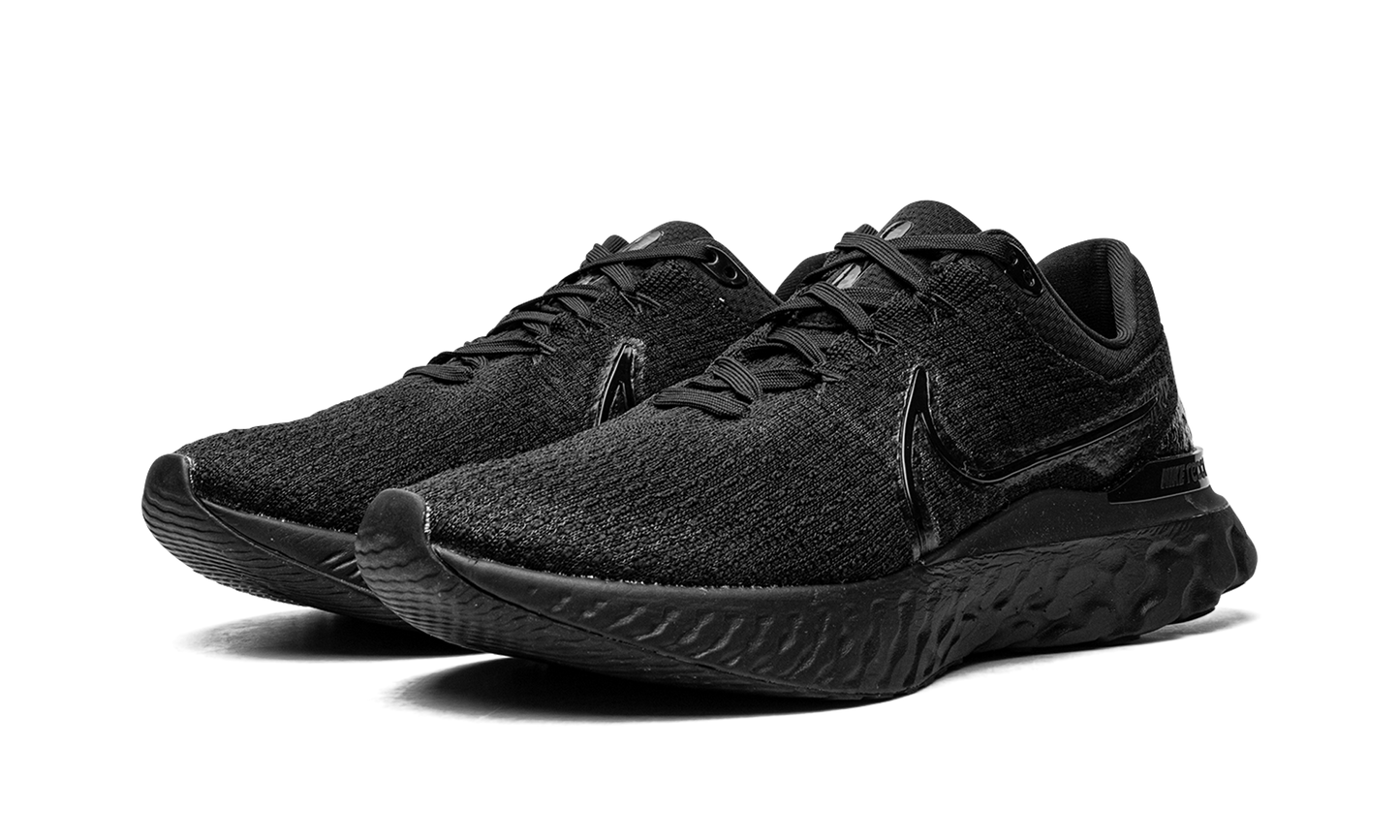 React Infinity Run Flyknit 3 "Triple Black" DH5392 005