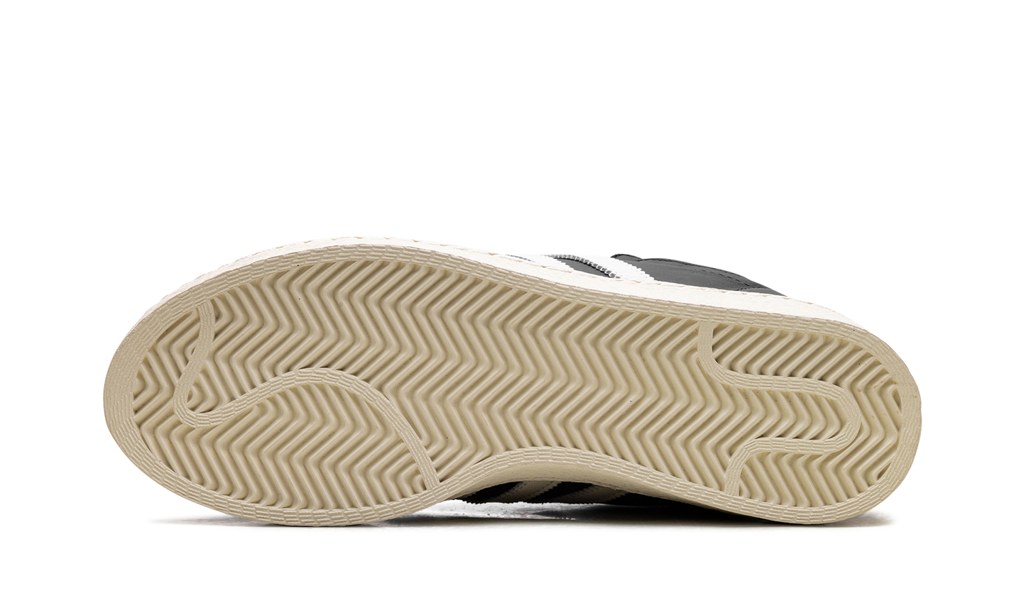 Jabbar Hi "Core Black Off White" IH3170