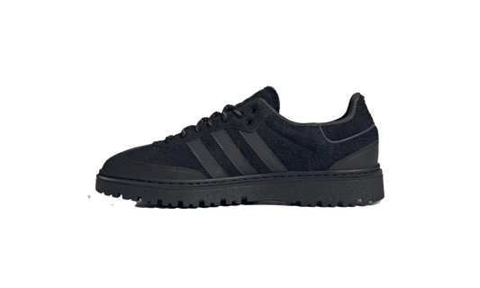 Samba Winterized "Black Carbon" JR5704