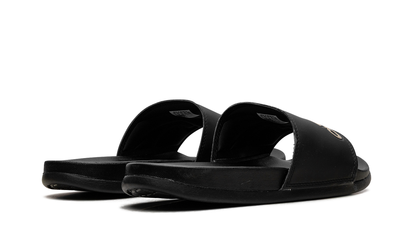 Adilette Comfort Slides "Core Black Gold Metallic" GY1946