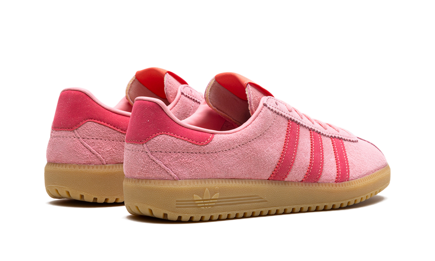 Bermuda WMNS "Semi Pink Spark" IH0302
