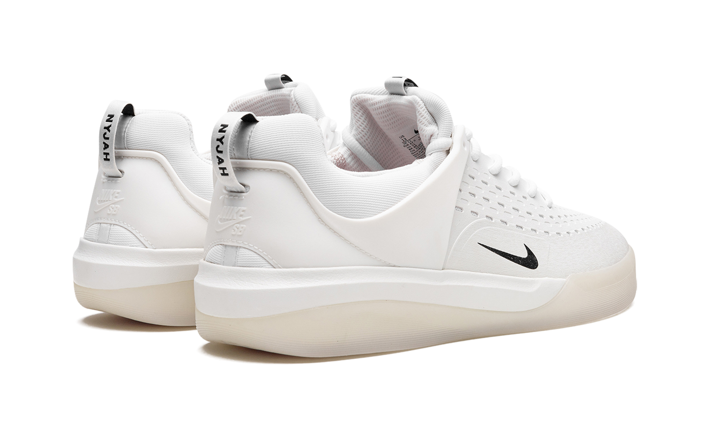 Nyjah 3 SB DJ6130 100