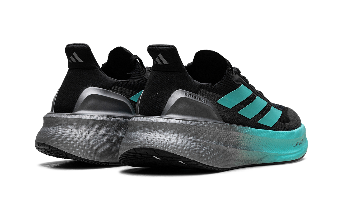 Ultra Boost 5X WMNS "Mercedes-AMG Petronas Formula One Team" JR9385